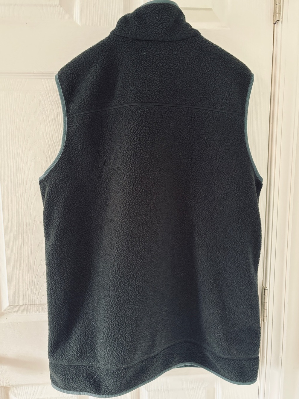 Men's Eddie Bauer Black Zippered Fleece Vest - Size Tall Large - Picture 2 of 5